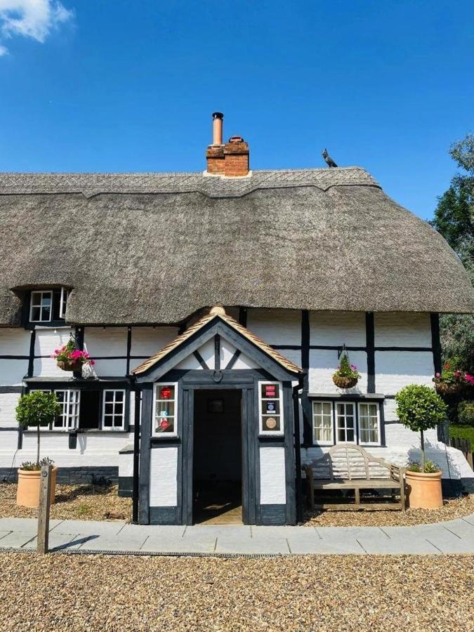 The Bottle & Glass Inn Harpsden ภายนอก รูปภาพ